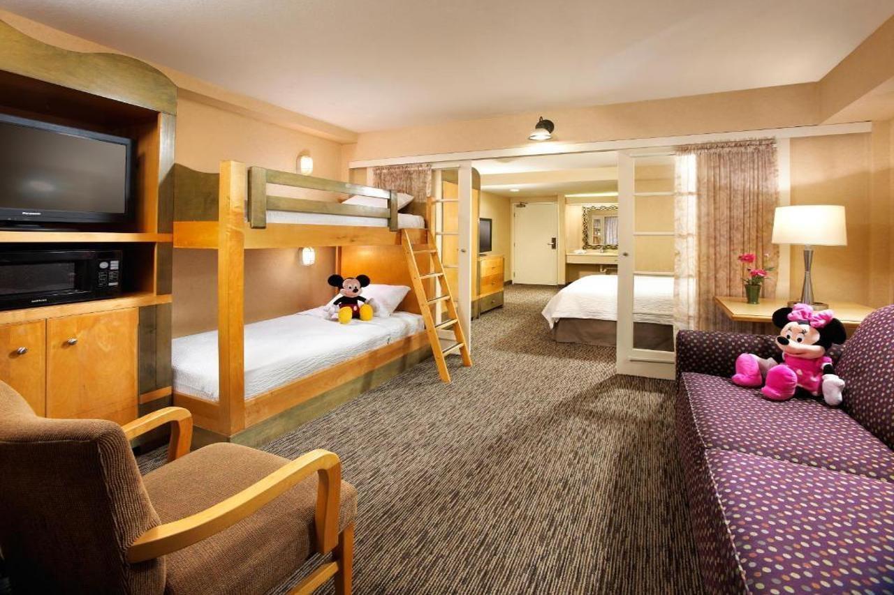 Portofino Inn&Suites Anaheim Hotel Eksteriør billede