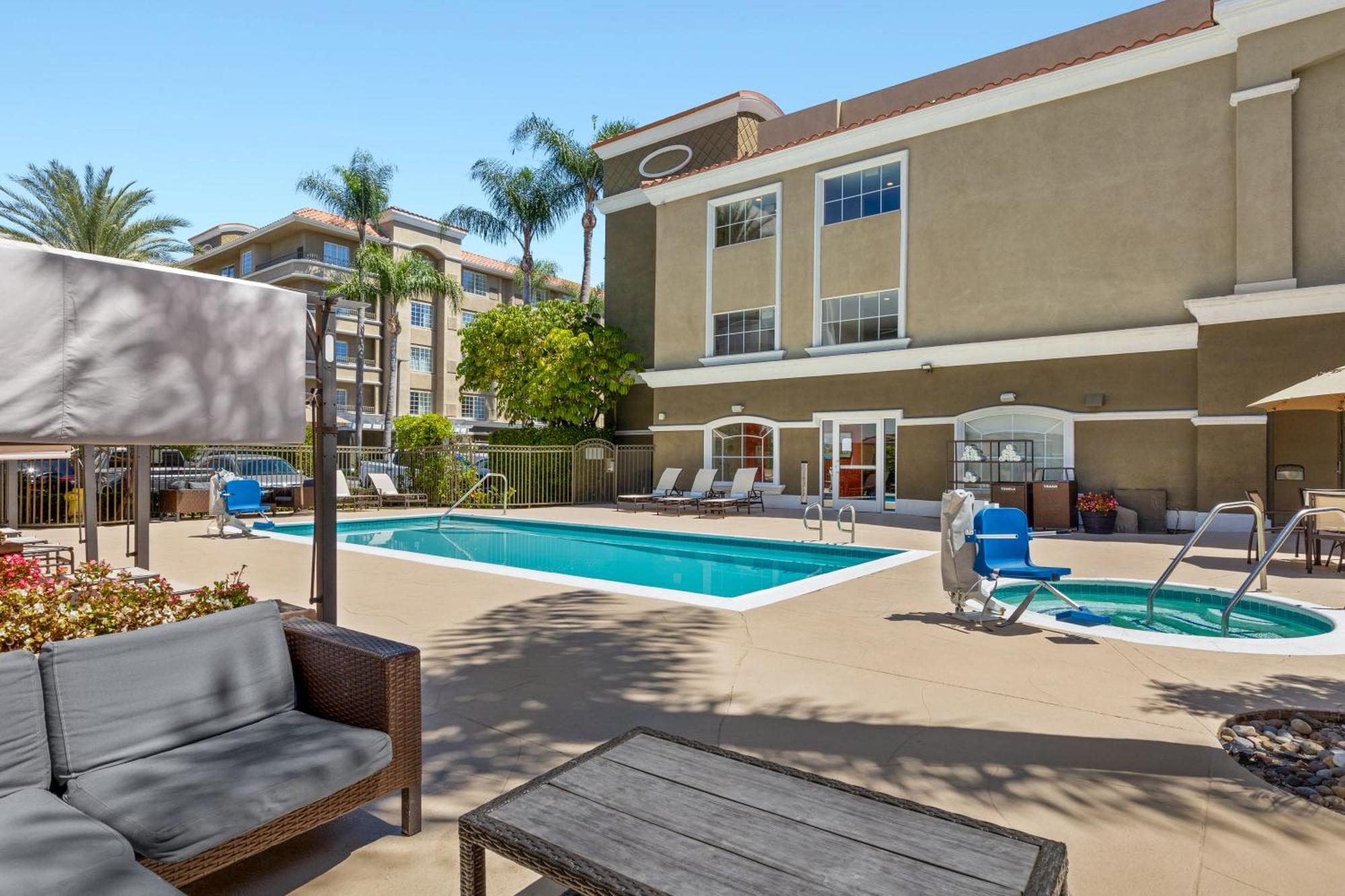 Portofino Inn&Suites Anaheim Hotel Eksteriør billede