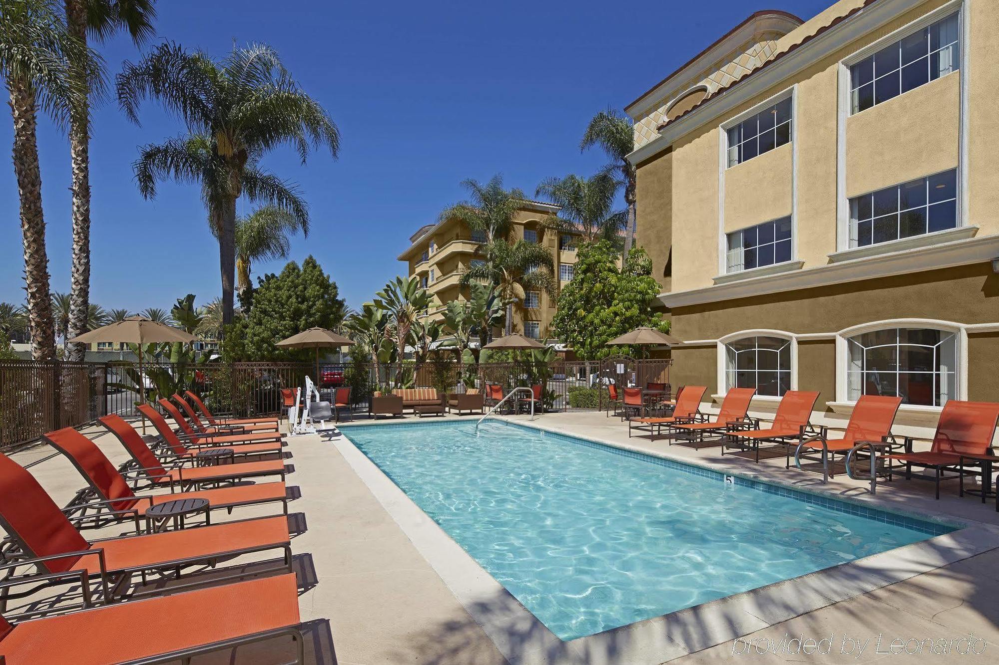 Portofino Inn&Suites Anaheim Hotel Eksteriør billede
